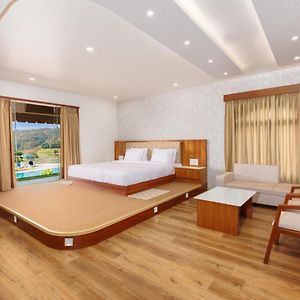 Premium Suite Room
